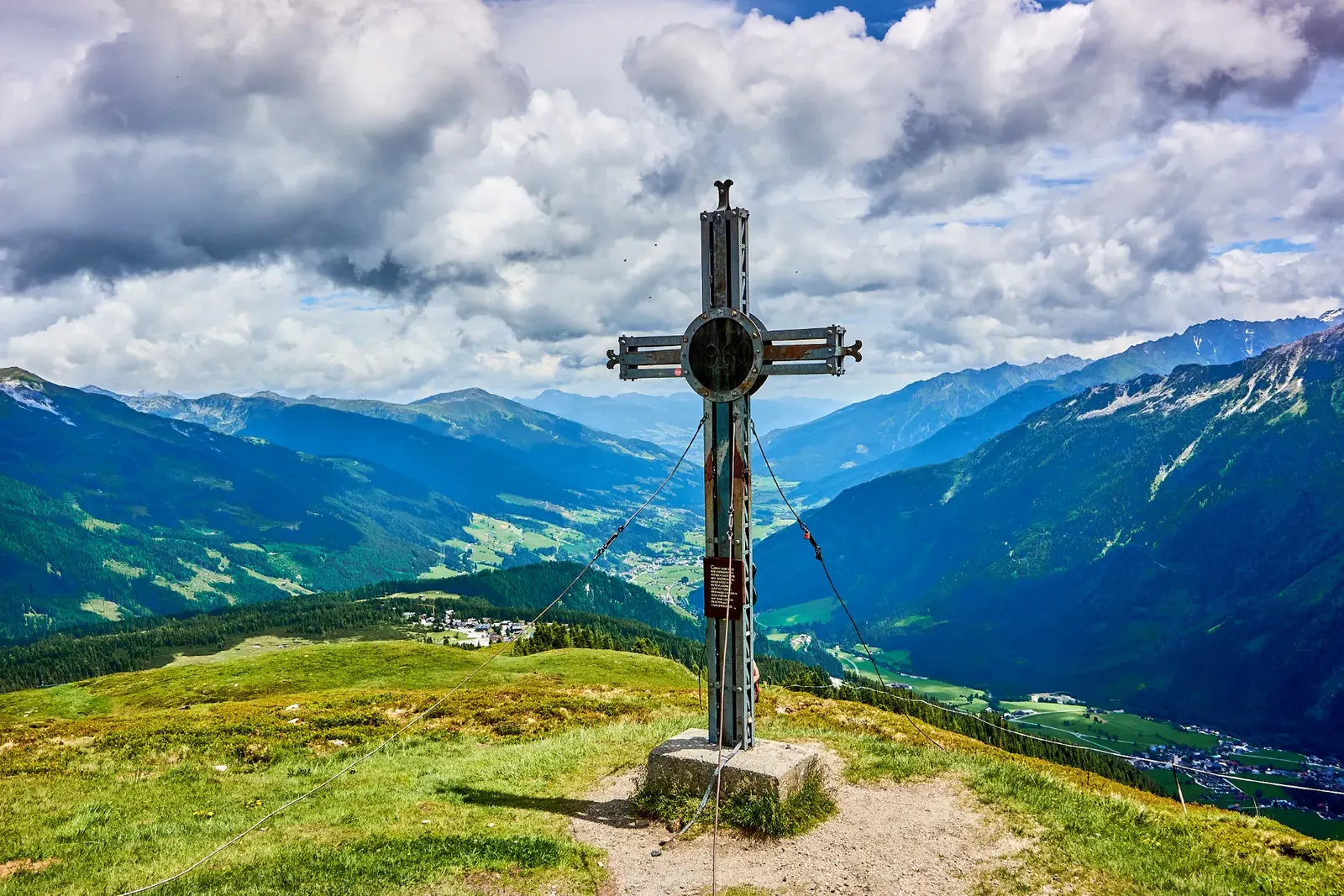 Wanderweg zum Plattenkogel bei Hochkrimml