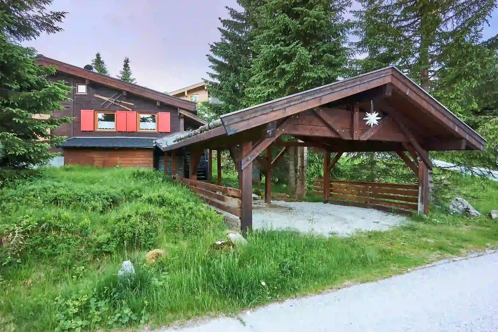 Paul: Carport